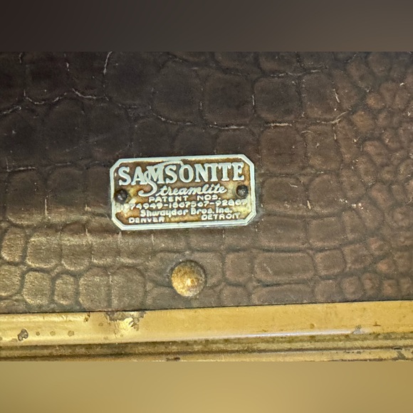 Vintage1950s Samsonite Streamlite Shwayder bros alligator embossed hard suitcase - Picture 3 of 16